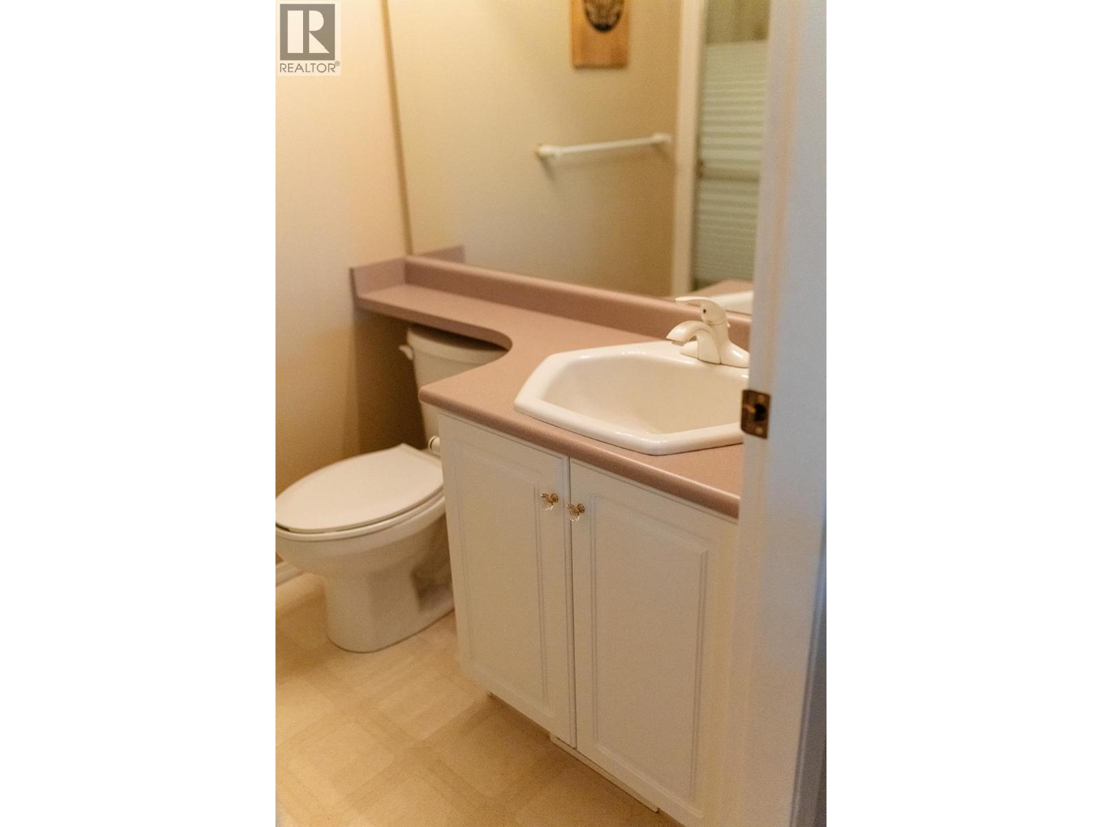  981 Westview Way, West Kelowna