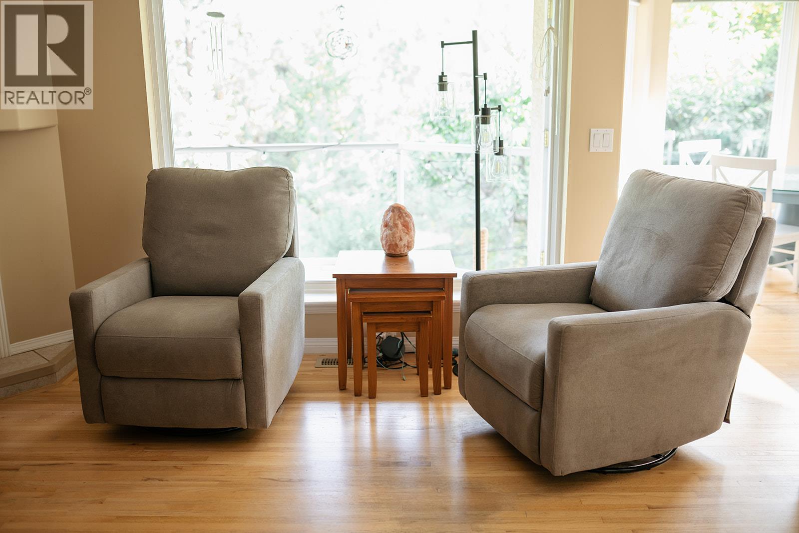  981 Westview Way, West Kelowna