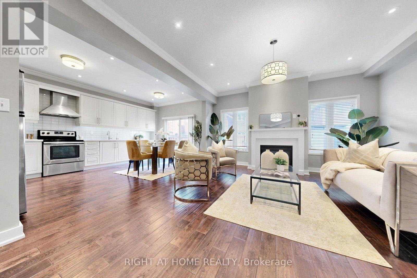 27 CHAMBERSBURG WAY, Whitchurch-Stouffville (Stouffville) — photo 5