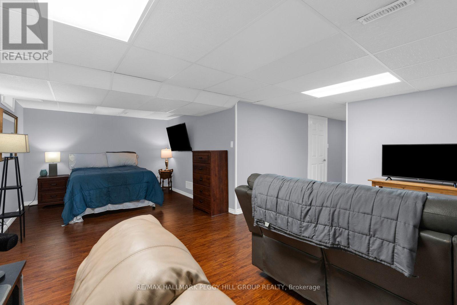 14 Copeman Crescent, Barrie photo 19