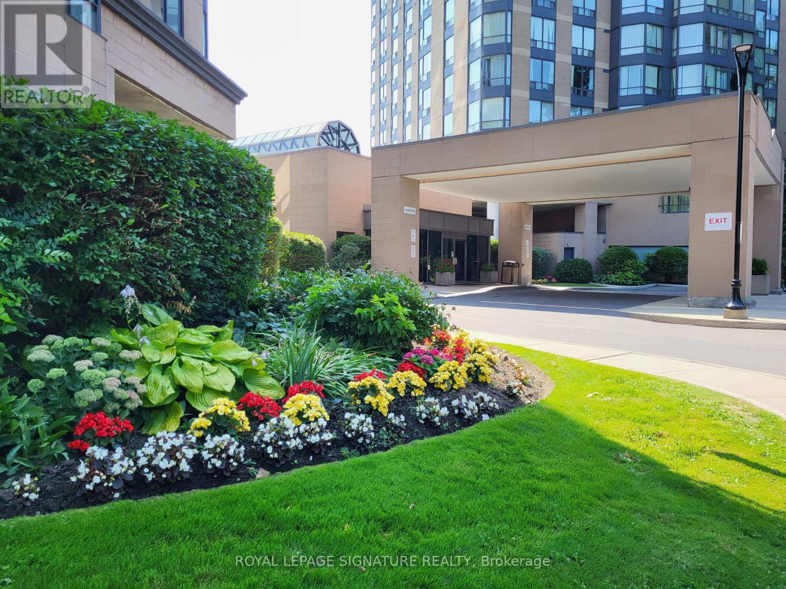 1207 - 1 HICKORY TREE ROAD, Toronto (Weston)