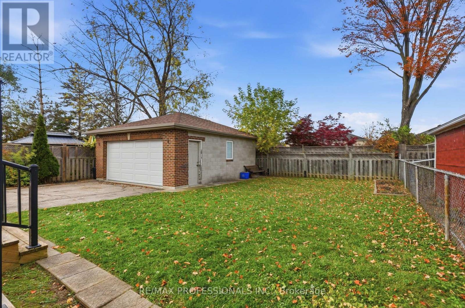 28 WICKFORD DRIVE - 29