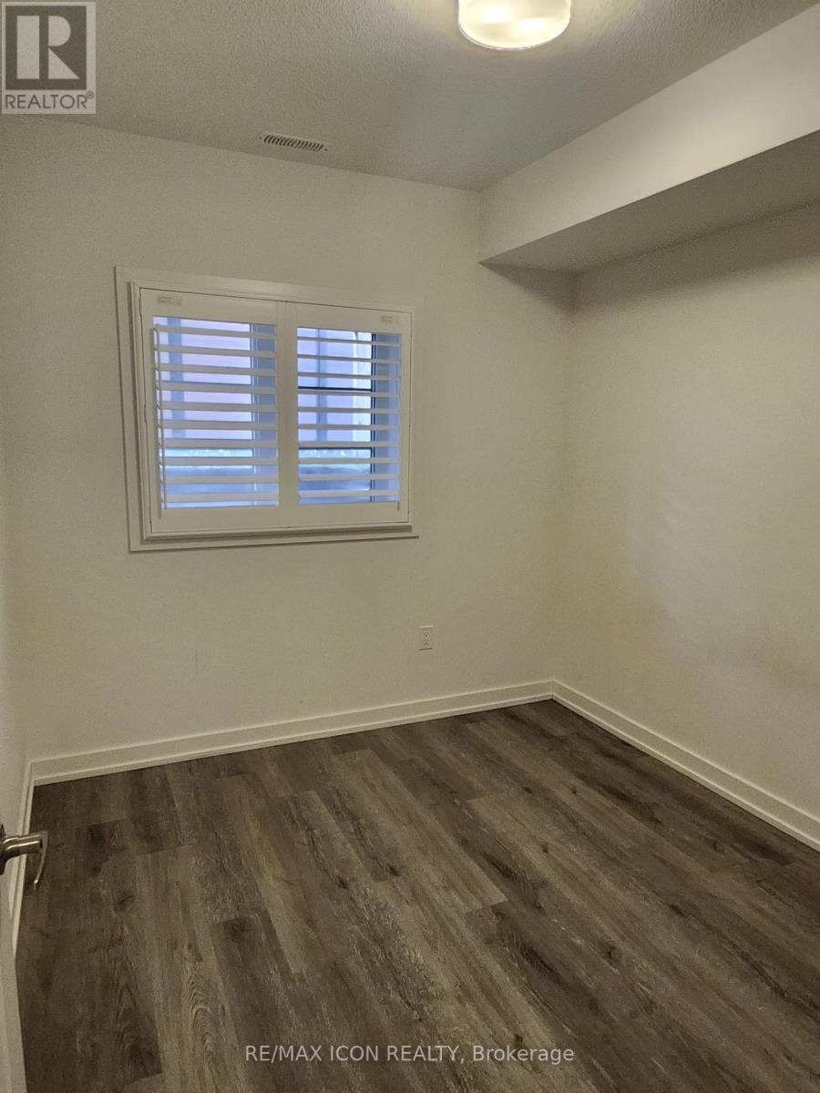 37 - 205 WEST OAK PLACE, Kitchener — photo 7