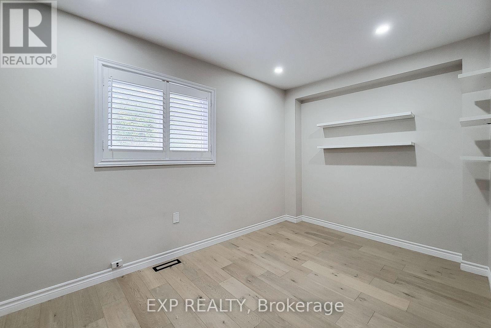 303 DEERE STREET, Welland (Lincoln/Crowland) — photo 10