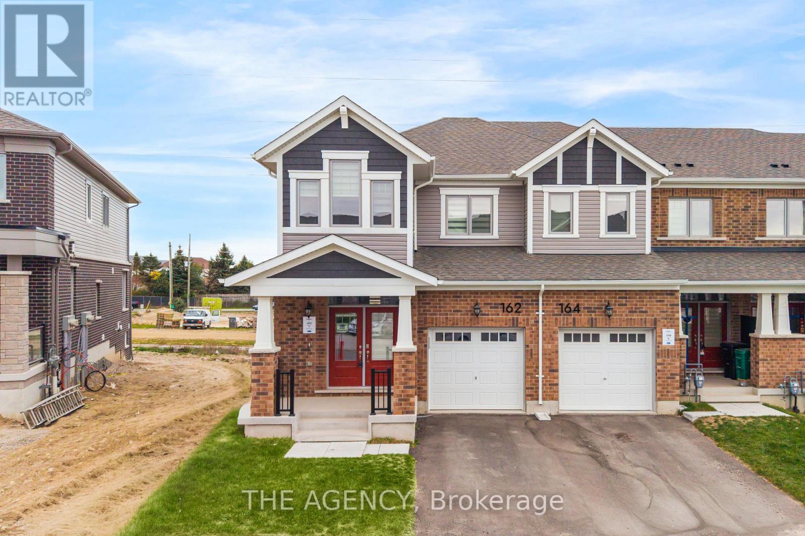 162 Stamson Street, photo 1 of 44