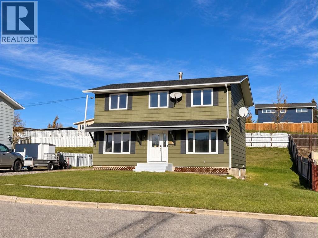 10766 97th Avenue, Grande Cache — photo 2