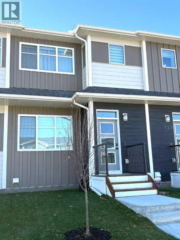 335 Wolf River Drive SE, Calgary