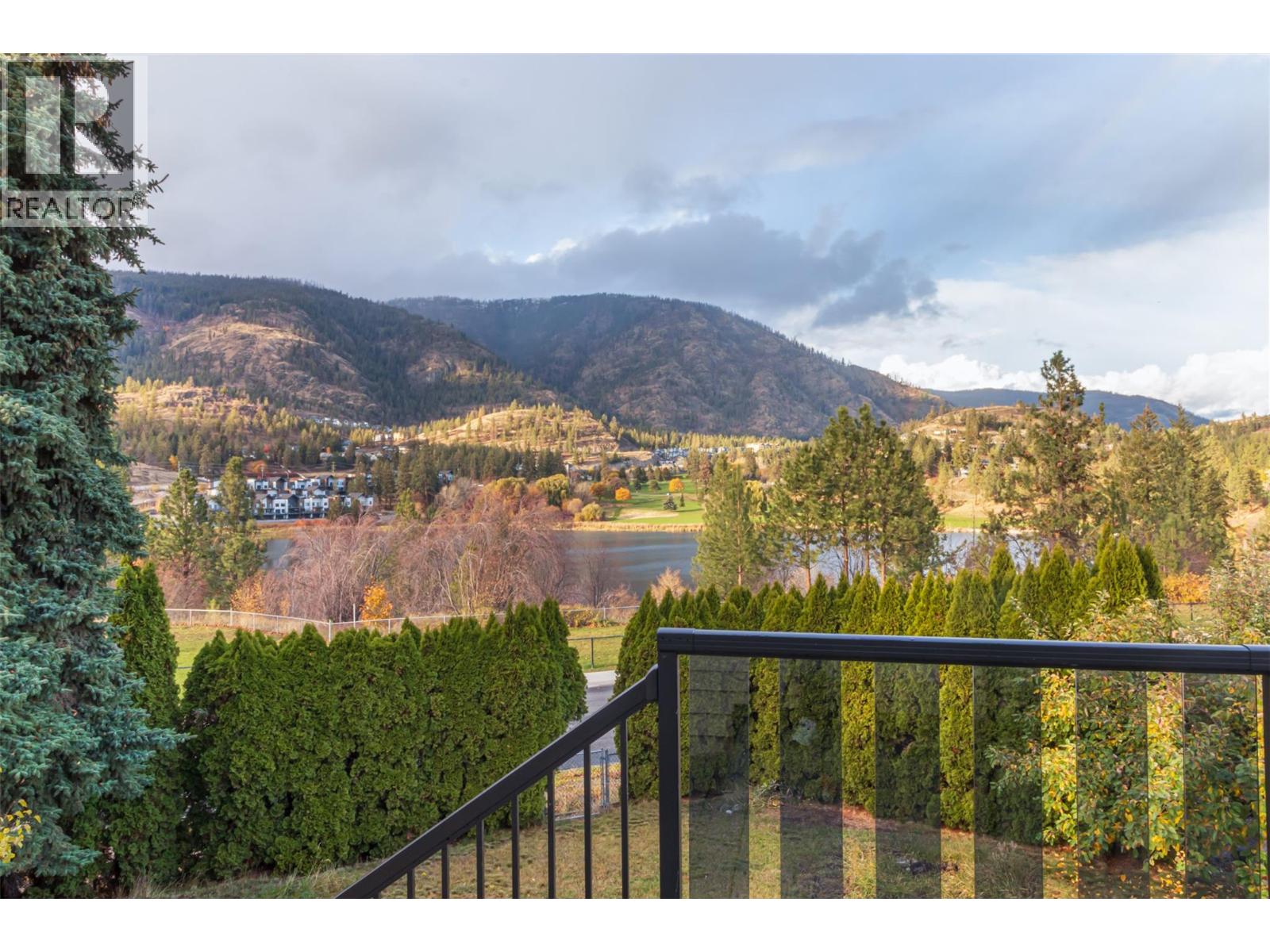  2970 Sandstone Drive, West Kelowna