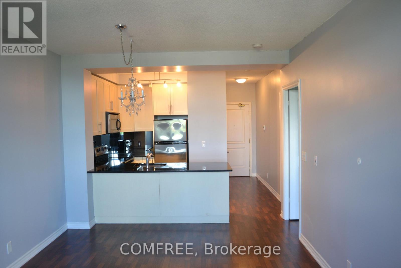 401 - 9235 JANE STREET, Vaughan (Maple) — photo 2