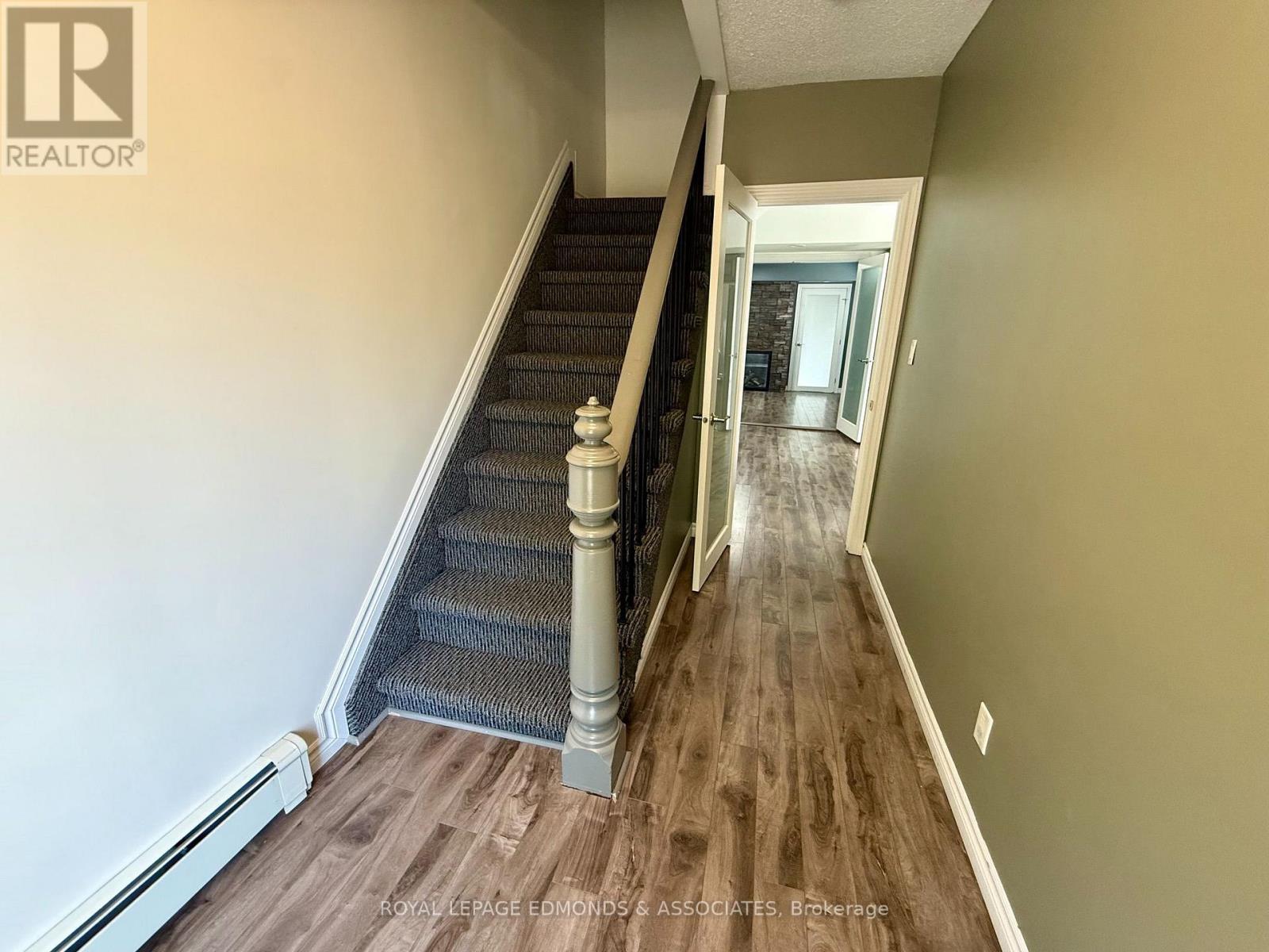 202 IRVING STREET, Pembroke — photo 3
