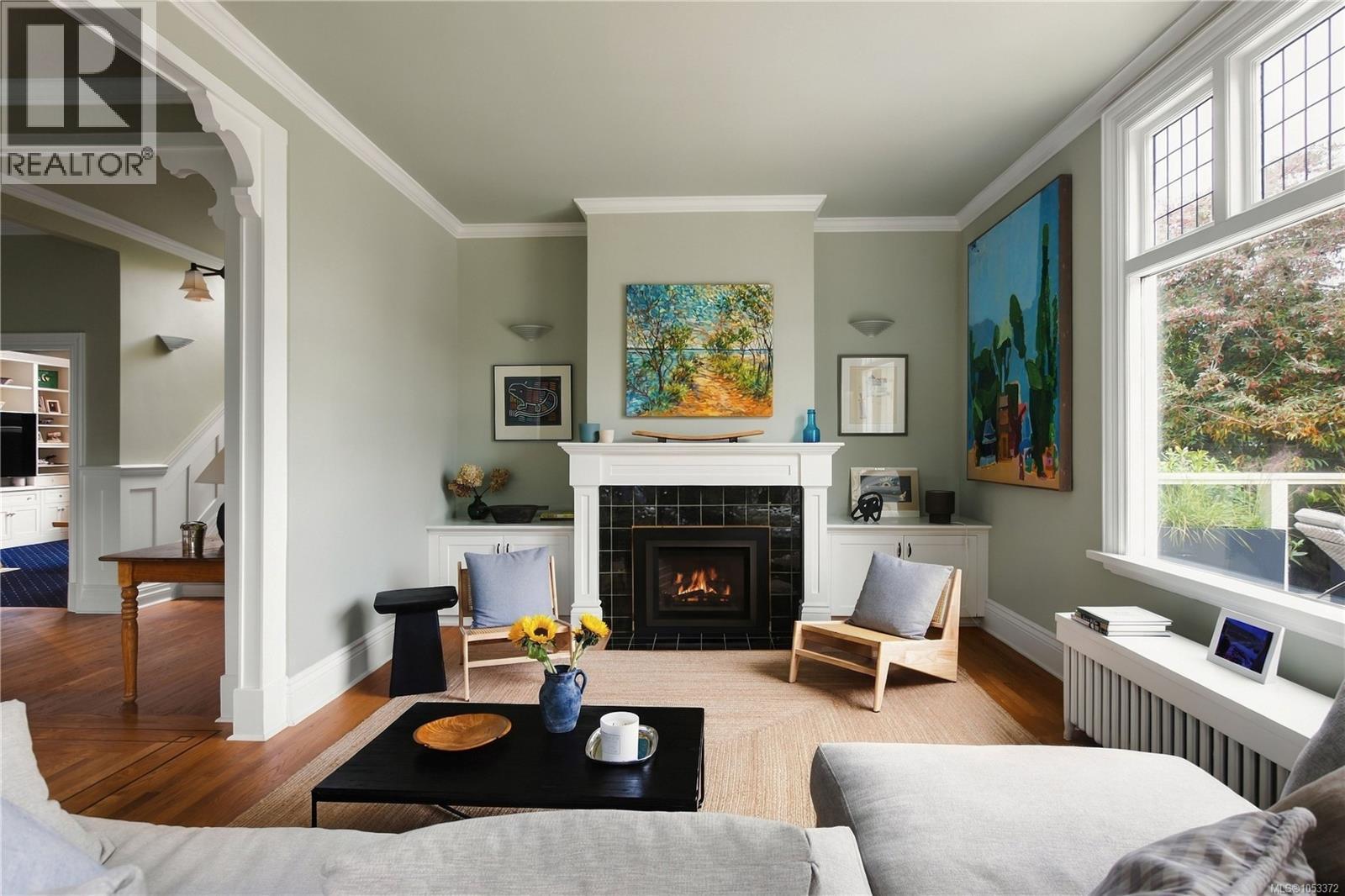  454 Newport Avenue, Oak Bay