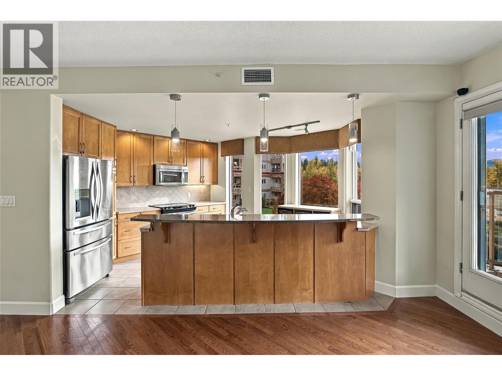 205 1947 Underhill Street, Kelowna