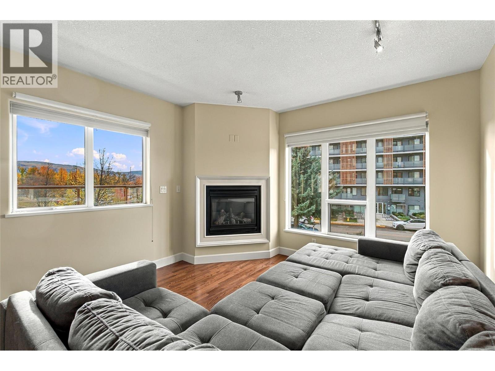 205 1947 Underhill Street, Kelowna