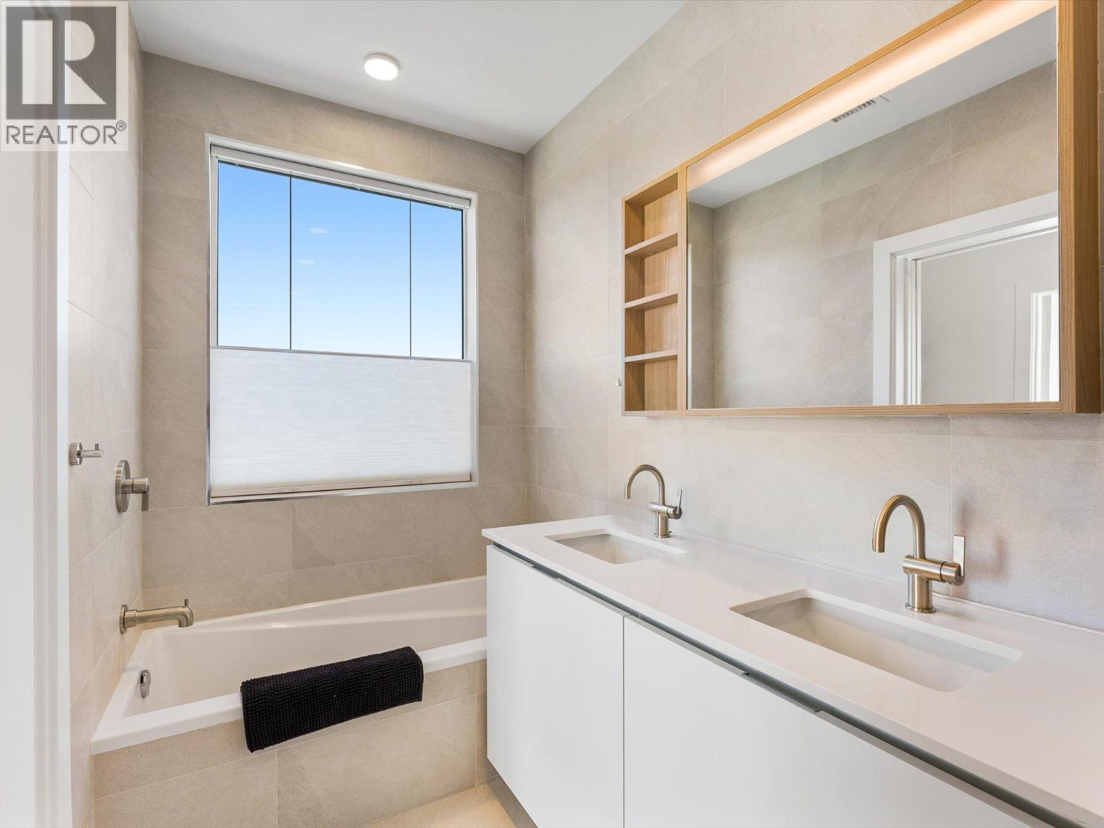 604 2780 Olalla Road, West Kelowna