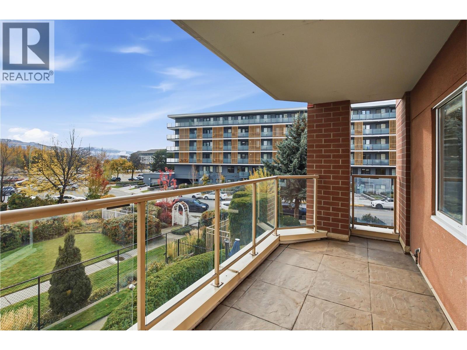 205 1947 Underhill Street, Kelowna