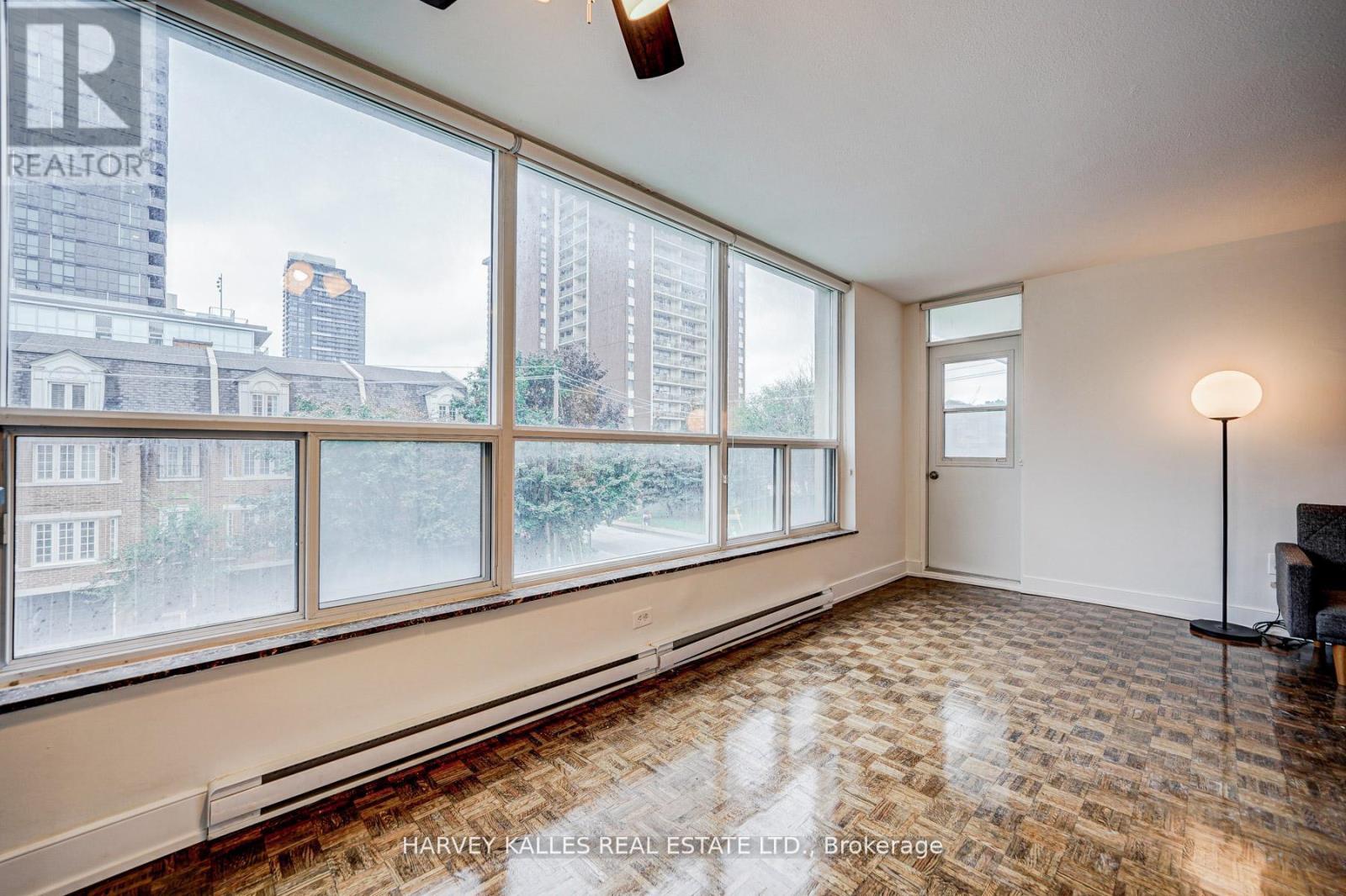 402 - 133 ERSKINE AVENUE, Toronto (Mount Pleasant East) — photo 6