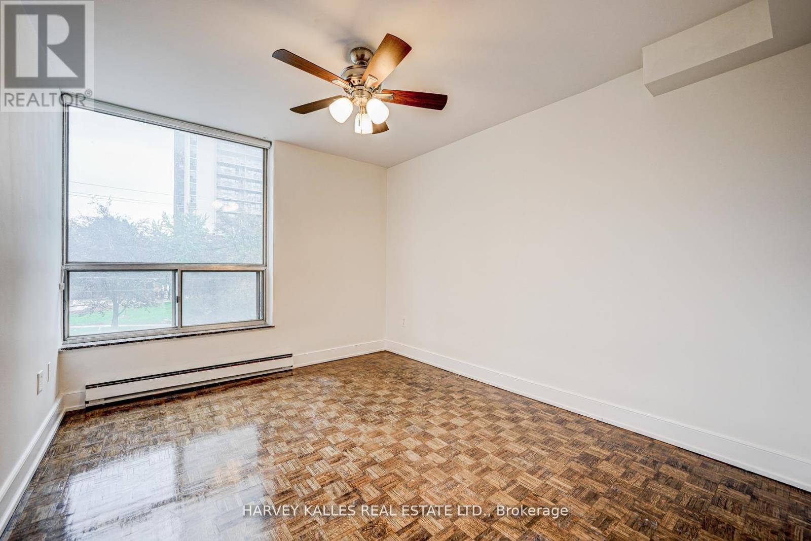 402 - 133 ERSKINE AVENUE, Toronto (Mount Pleasant East) — photo 8
