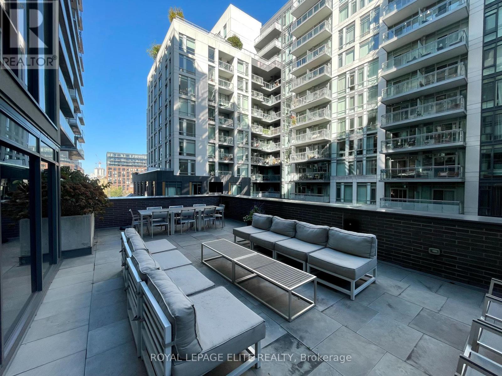 #1119 111 BATHURST STREET - 48