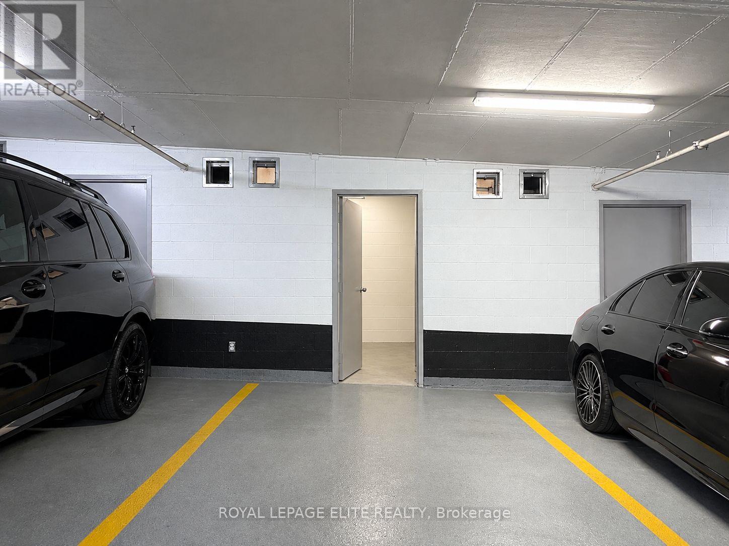#1119 111 BATHURST STREET - 49