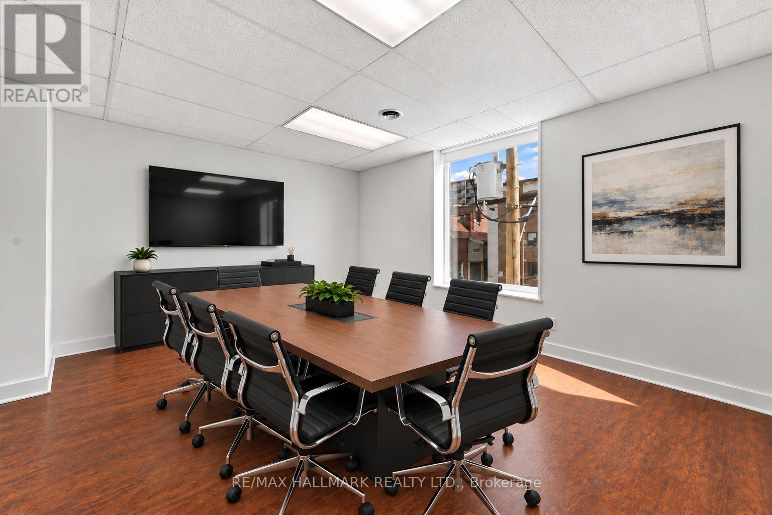 201&301 - 150 CARLTON STREET, Toronto (Cabbagetown-South St. James Town) — photo 2