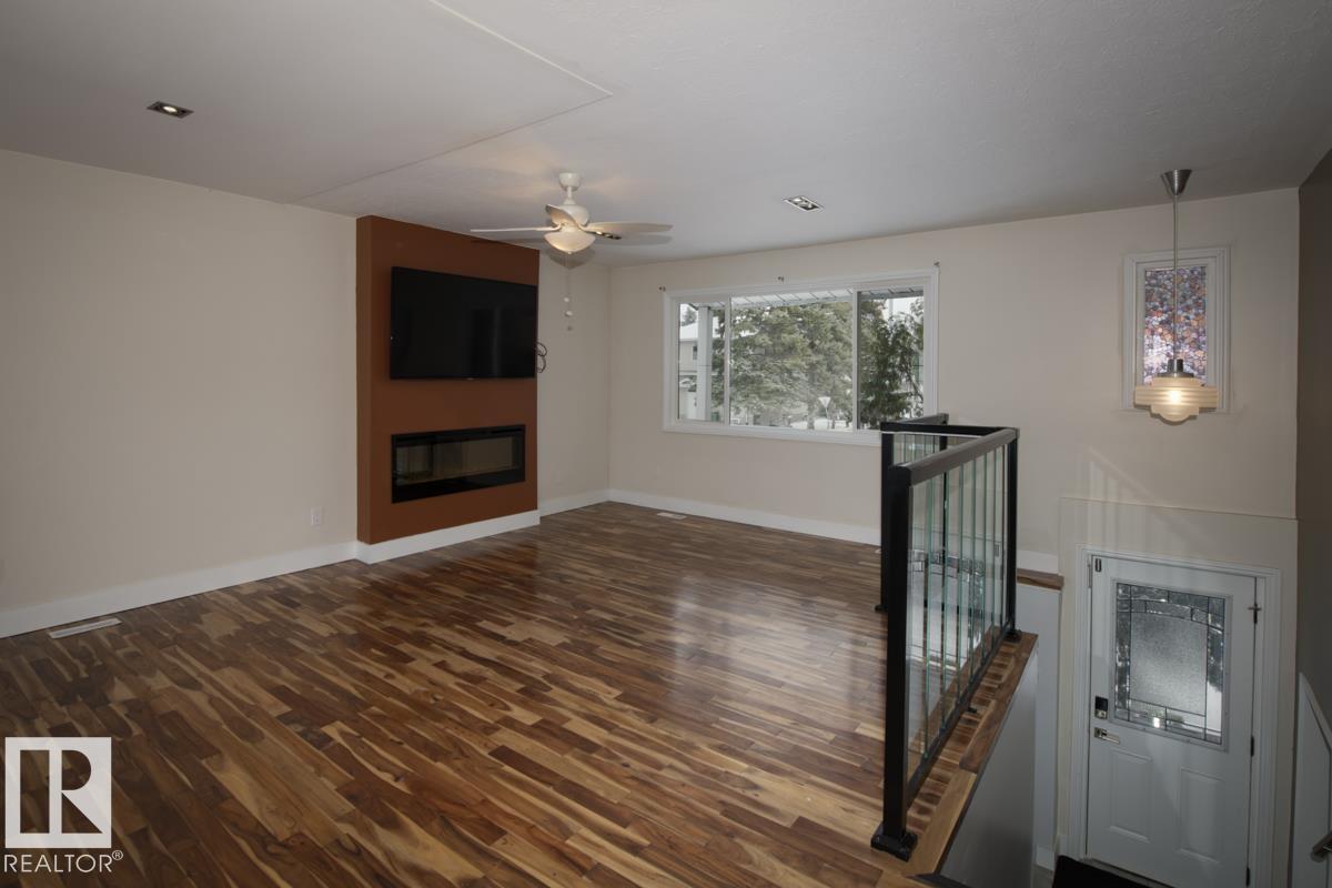12804 133 ST NW, Edmonton — photo 3