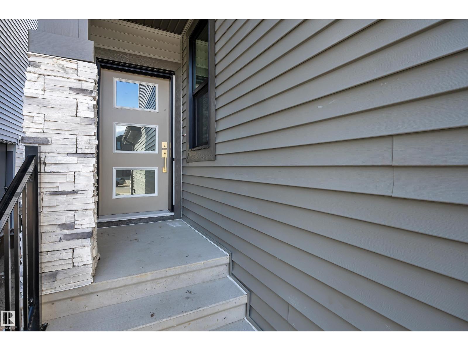 2972 8 Avenue SW, Edmonton — photo 5
