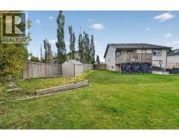 338 Silkstone Cove W, Lethbridge — photo 6