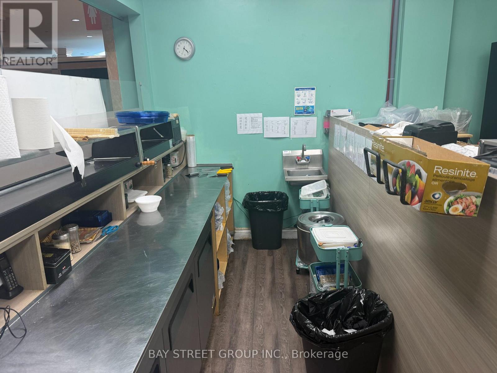 13 - 670 HIGHWAY 7 E, Richmond Hill (Beaver Creek Business Park) — photo 2