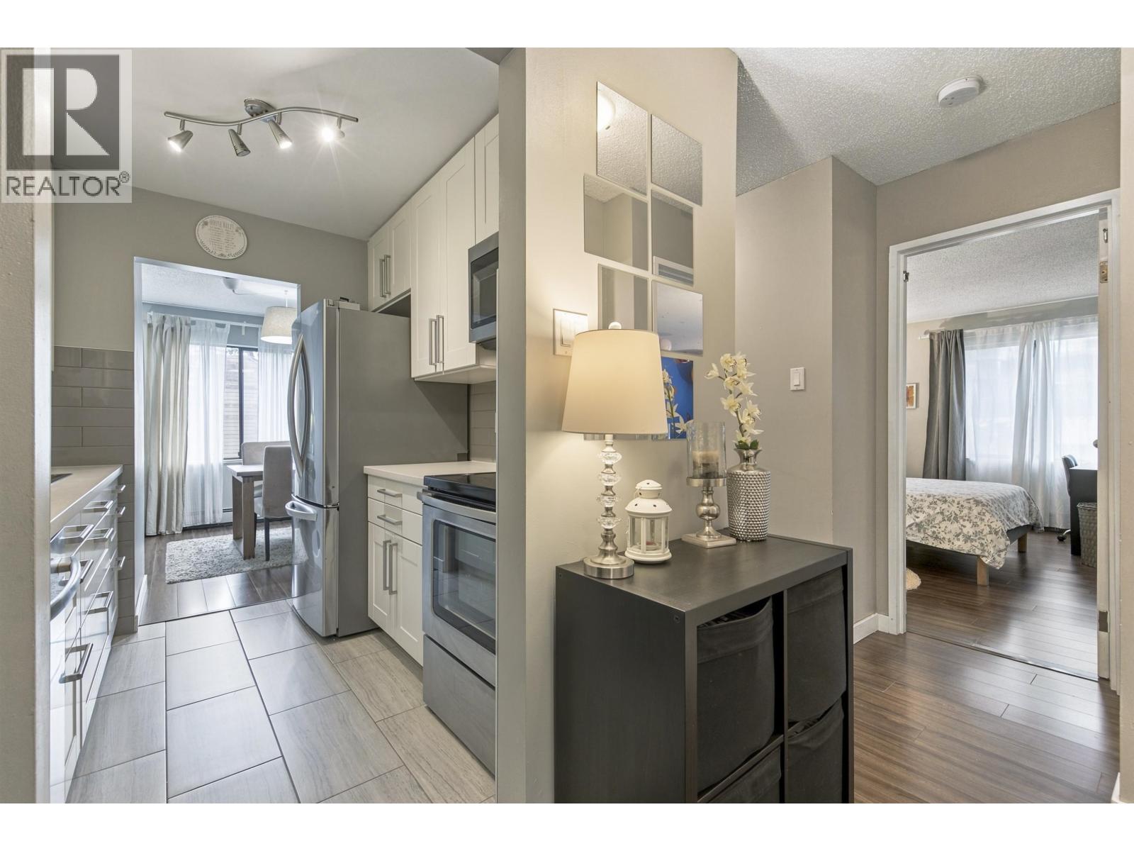 #303-8400 LANSDOWNE Road, Richmond