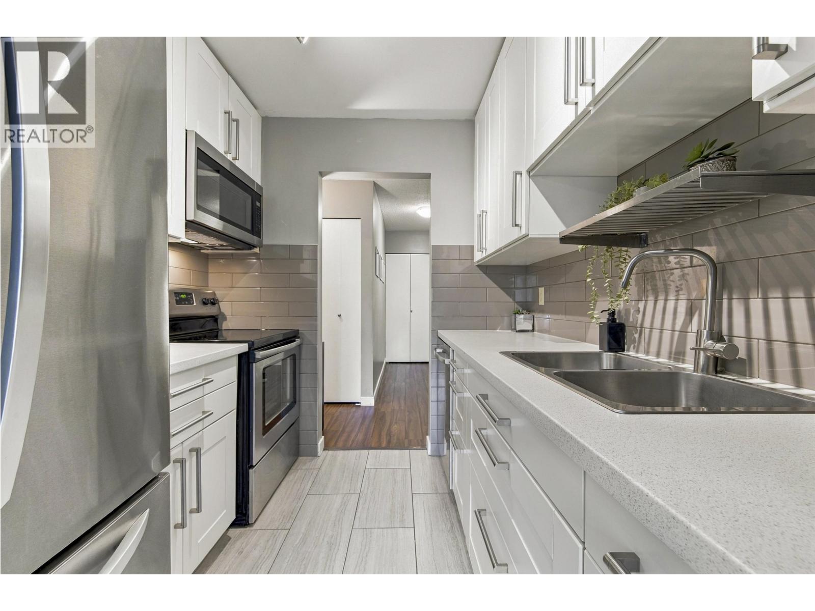 #303-8400 LANSDOWNE Road, Richmond