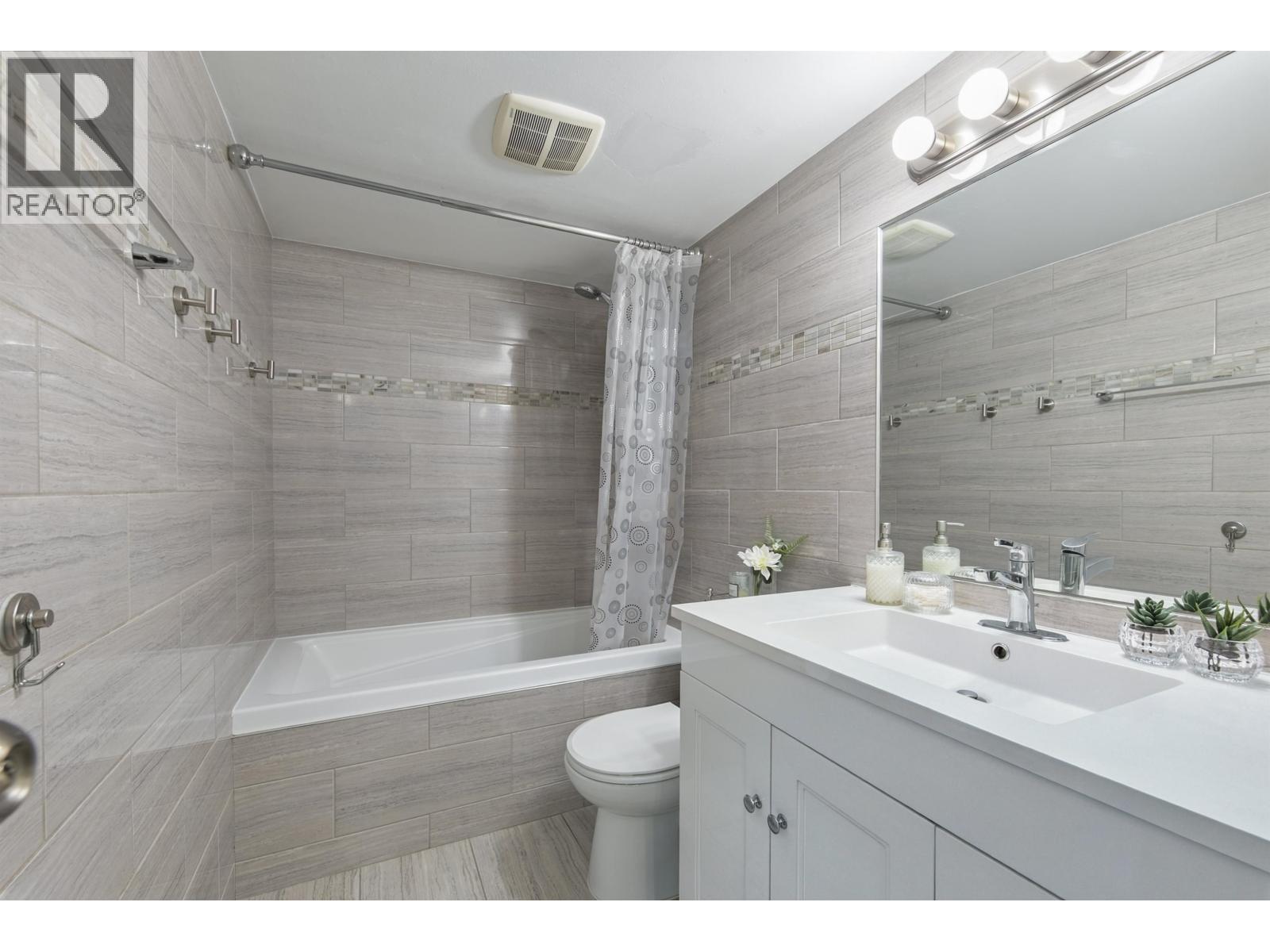 #303-8400 LANSDOWNE Road, Richmond