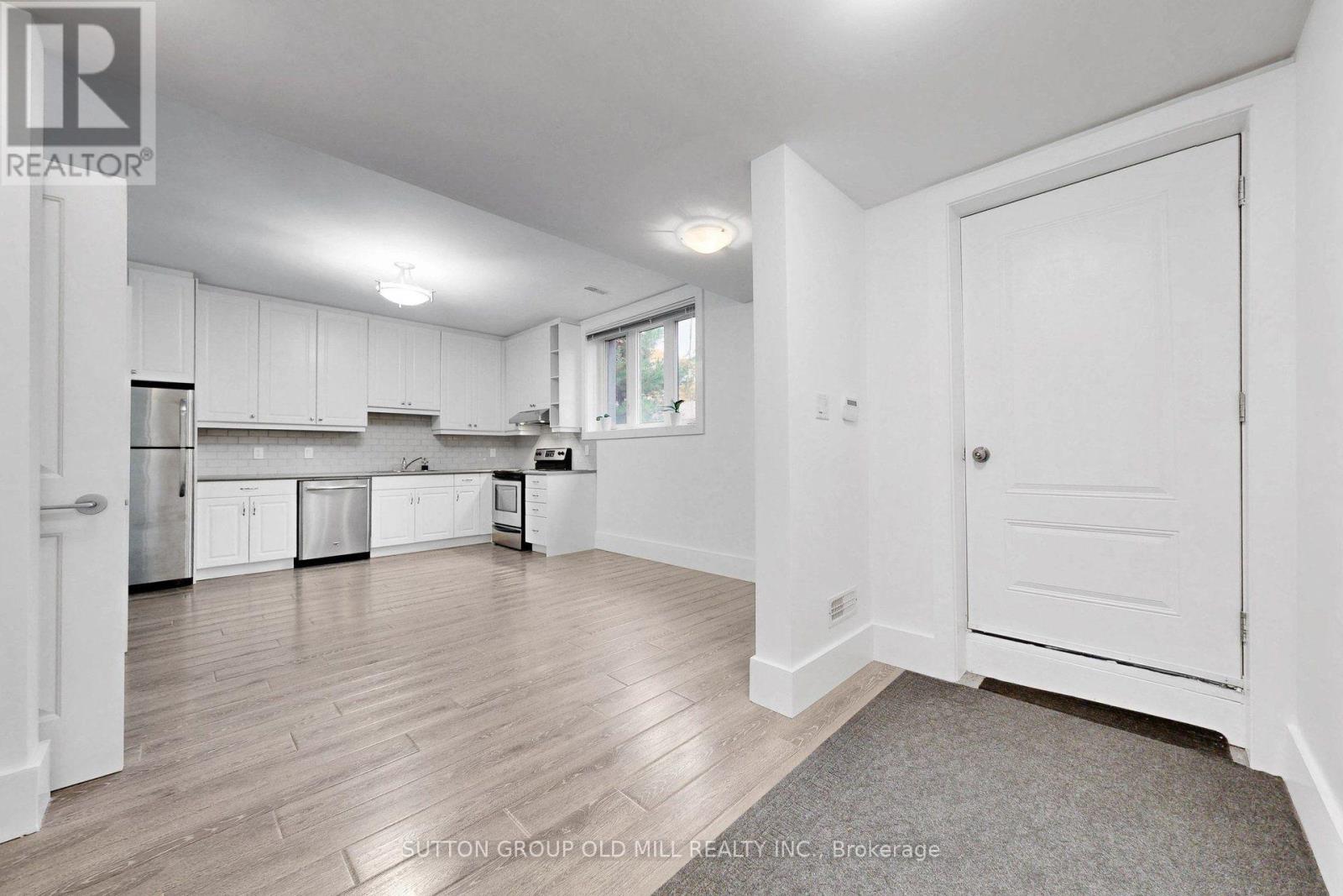 1 NORTH PARK DRIVE, Toronto (Maple Leaf) — photo 5