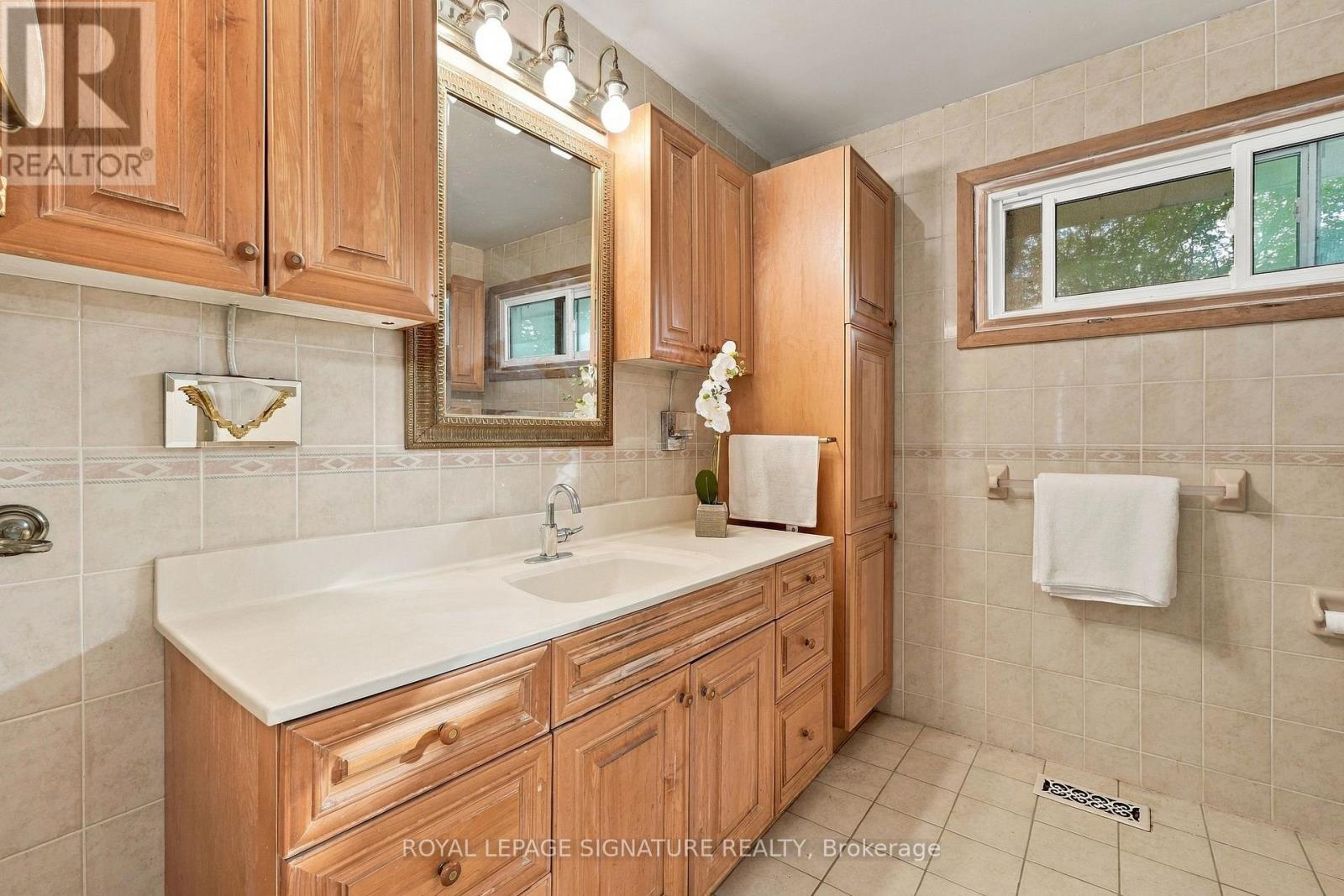 315 MARKLAND DRIVE - 34