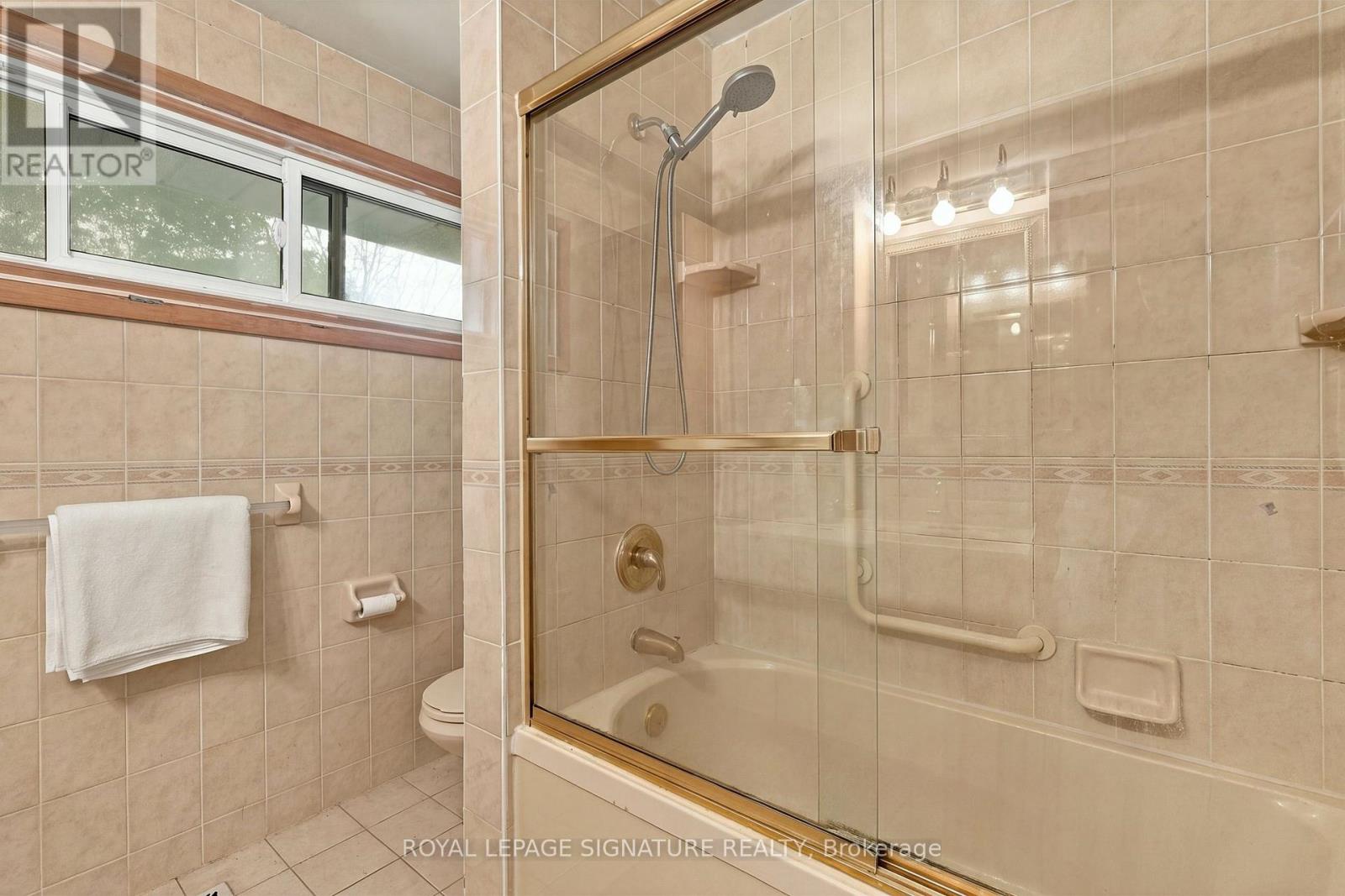 315 MARKLAND DRIVE - 35