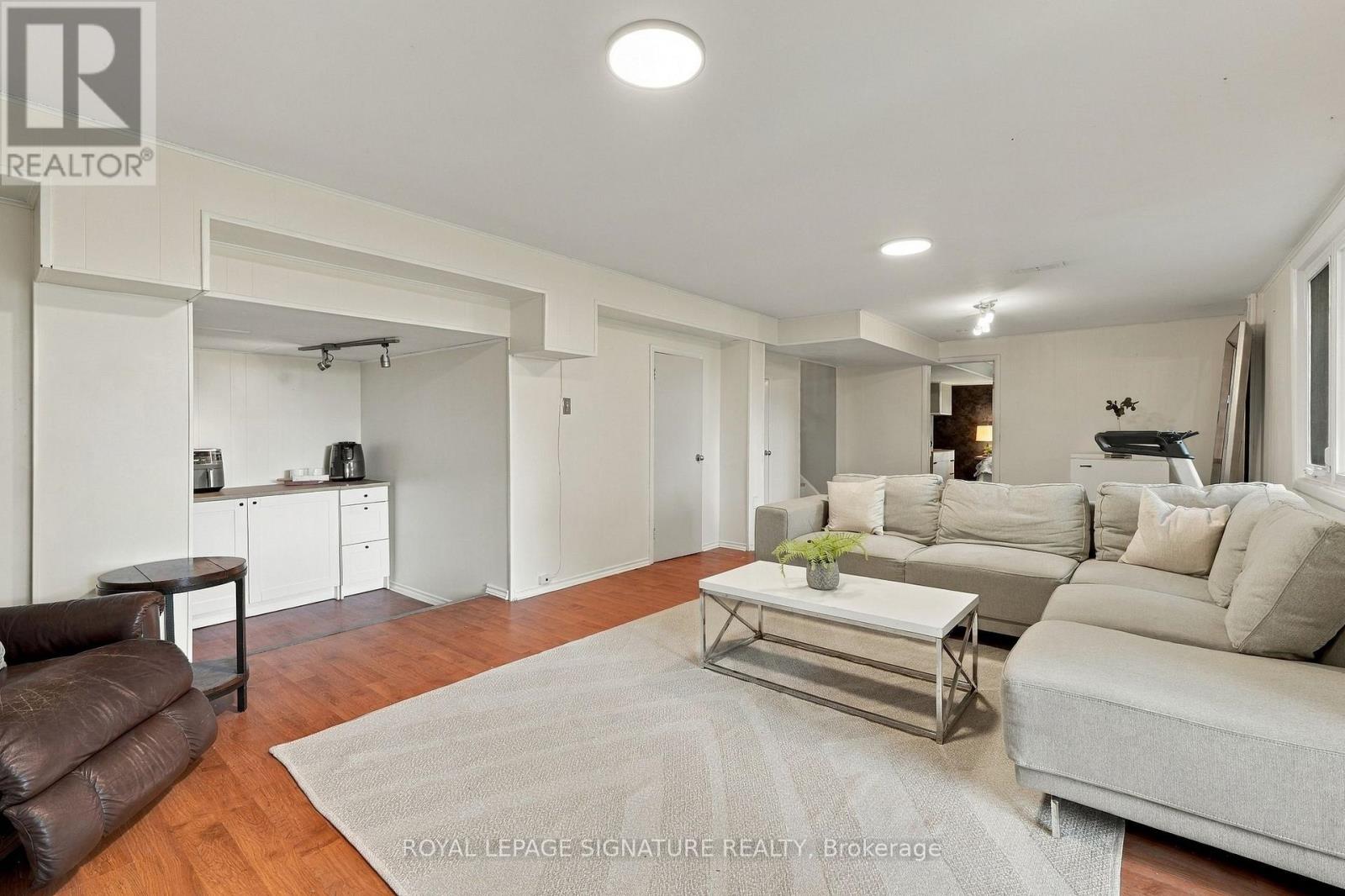 315 MARKLAND DRIVE - 36