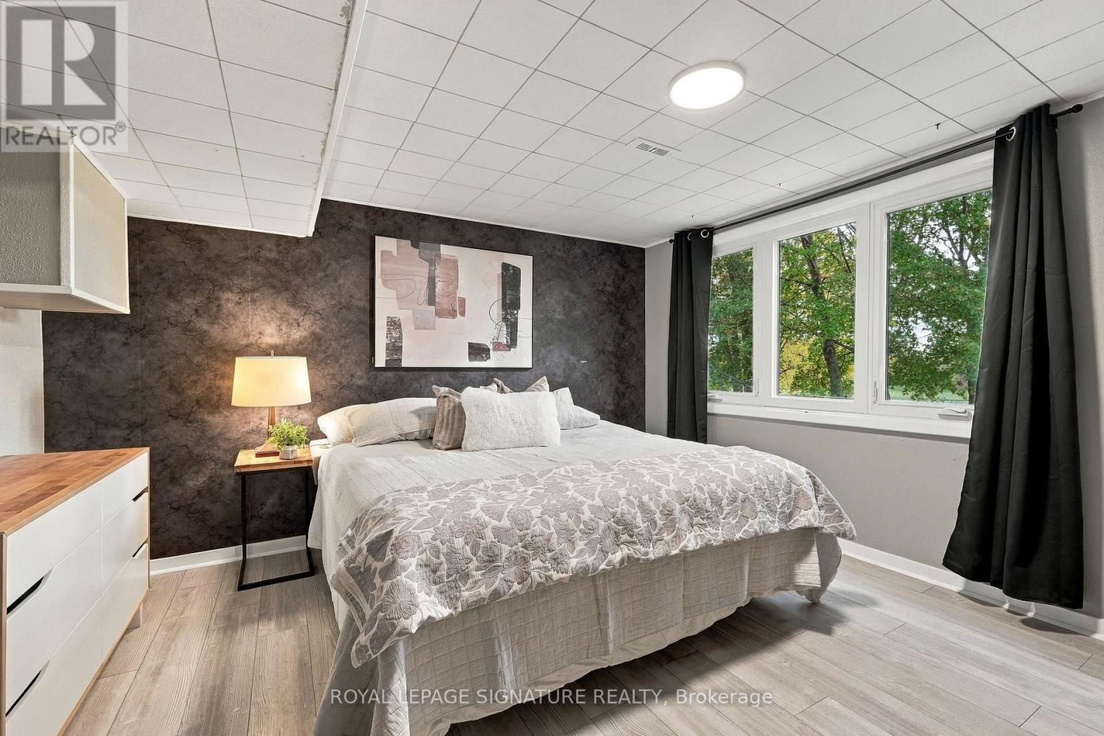 315 MARKLAND DRIVE - 40