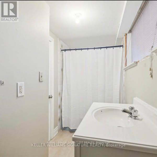 BASEMENT - 214 QUEENSLEA AVENUE, Toronto (Humberlea-Pelmo Park) — photo 11