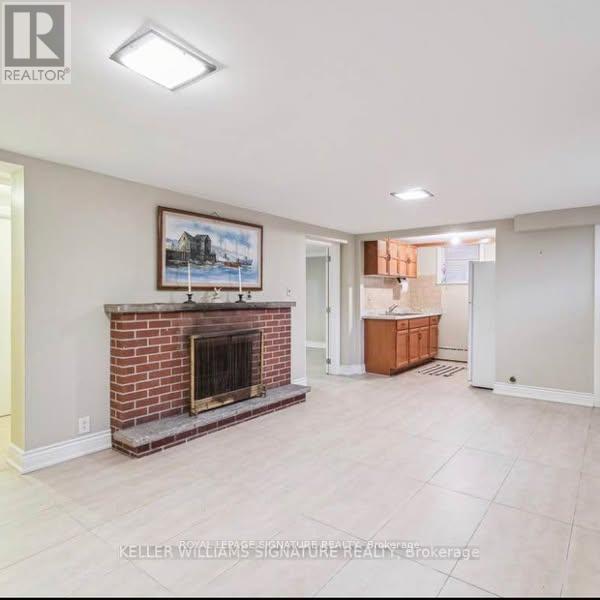 BASEMENT - 214 QUEENSLEA AVENUE, Toronto (Humberlea-Pelmo Park) — photo 4