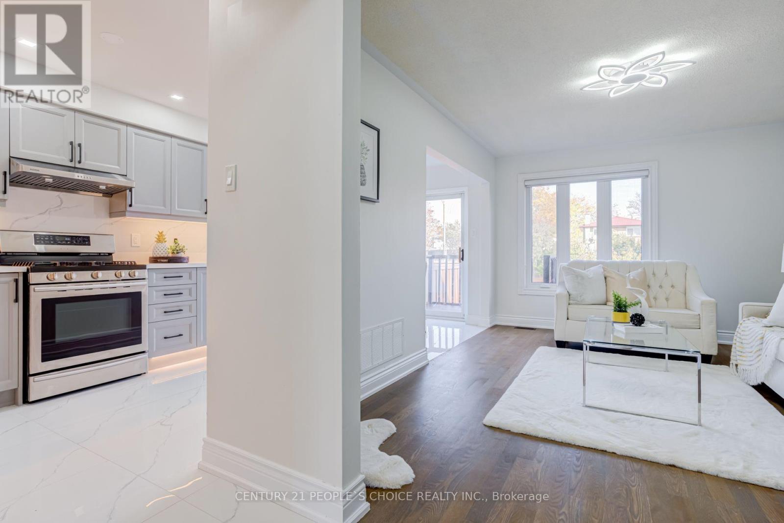 19 MATTARI COURT, Toronto (West Humber-Clairville) — photo 7