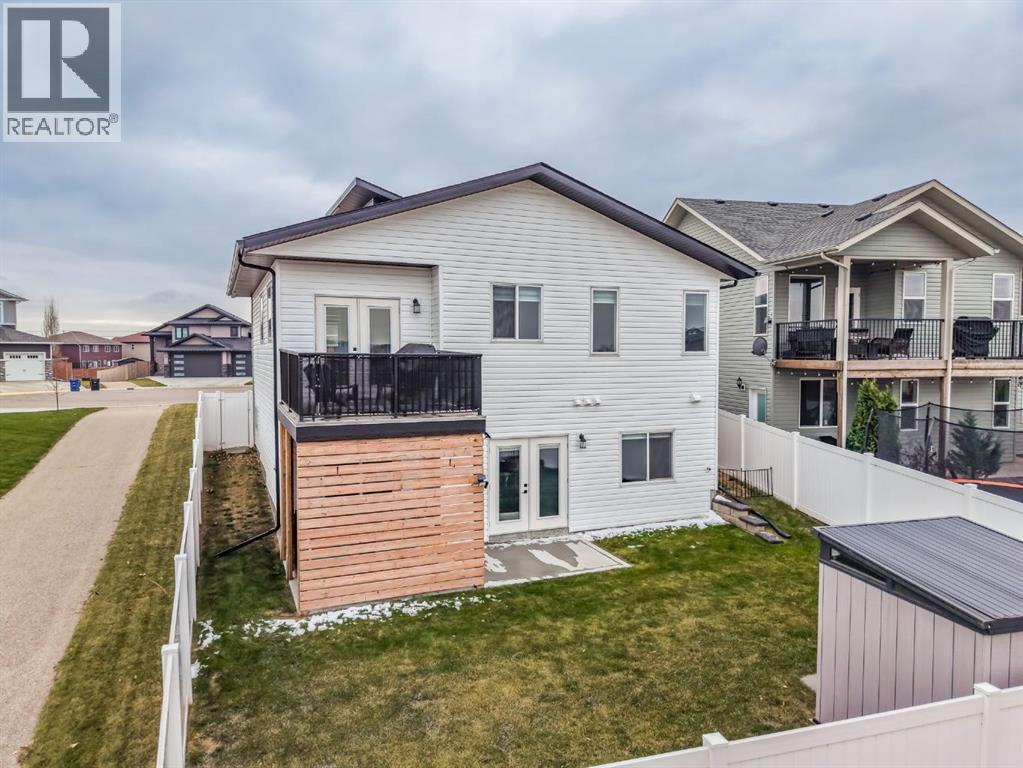 Listing photo – 33 Maclean Close, Blackfalds