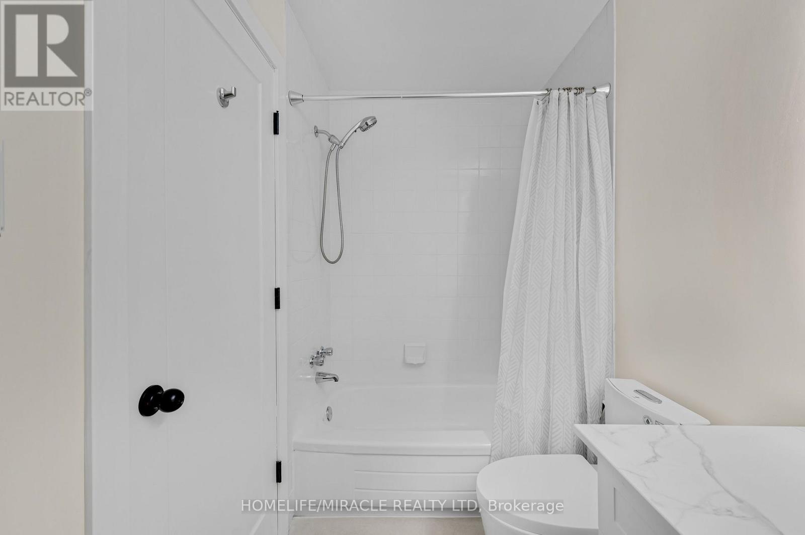 67 NORMAN STREET, Hamilton (Crown Point) — photo 5