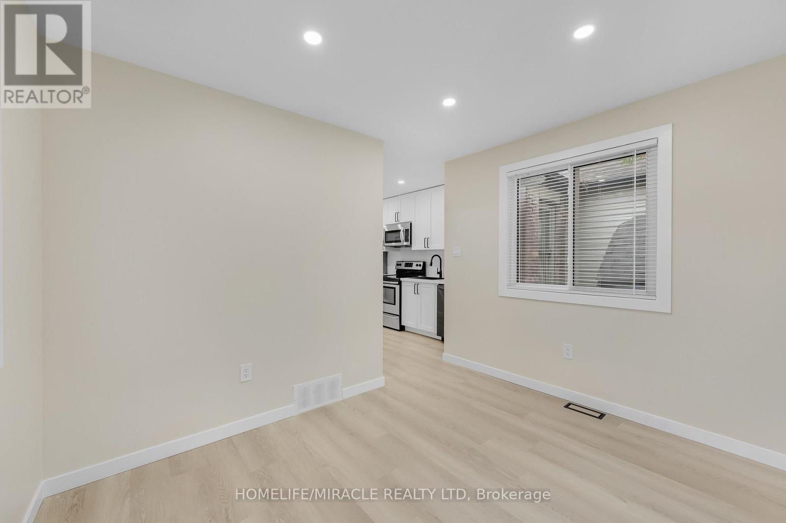 67 NORMAN STREET, Hamilton (Crown Point) — photo 9