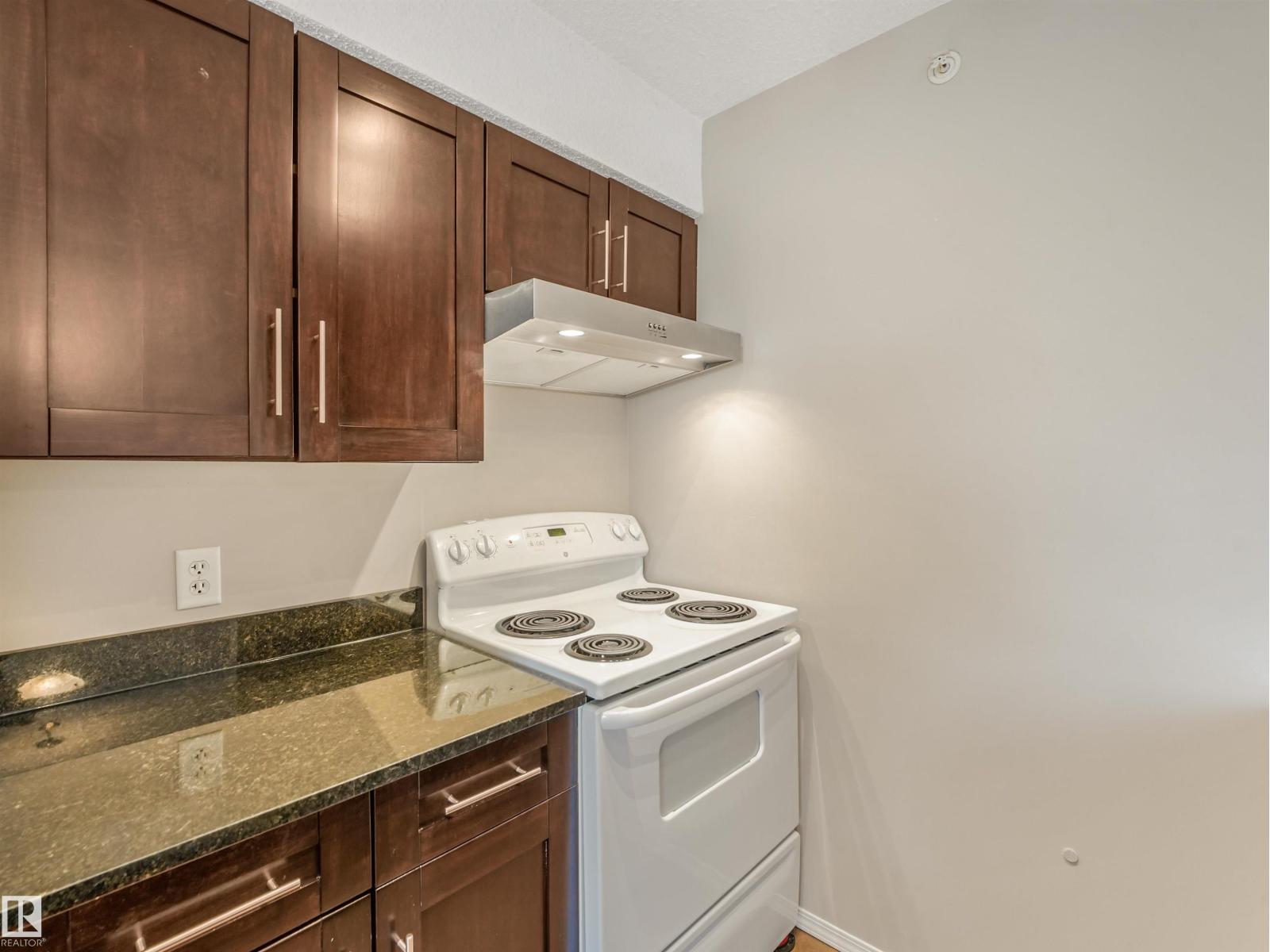 Property photograph 39 for MLS E4514508