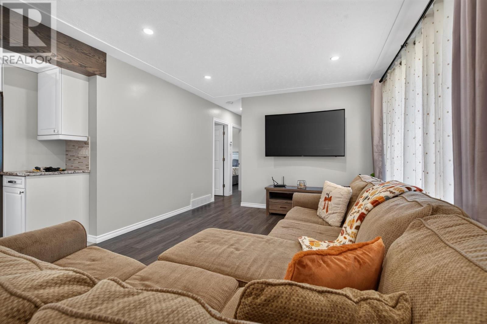 7 East Braemar BAY - 8