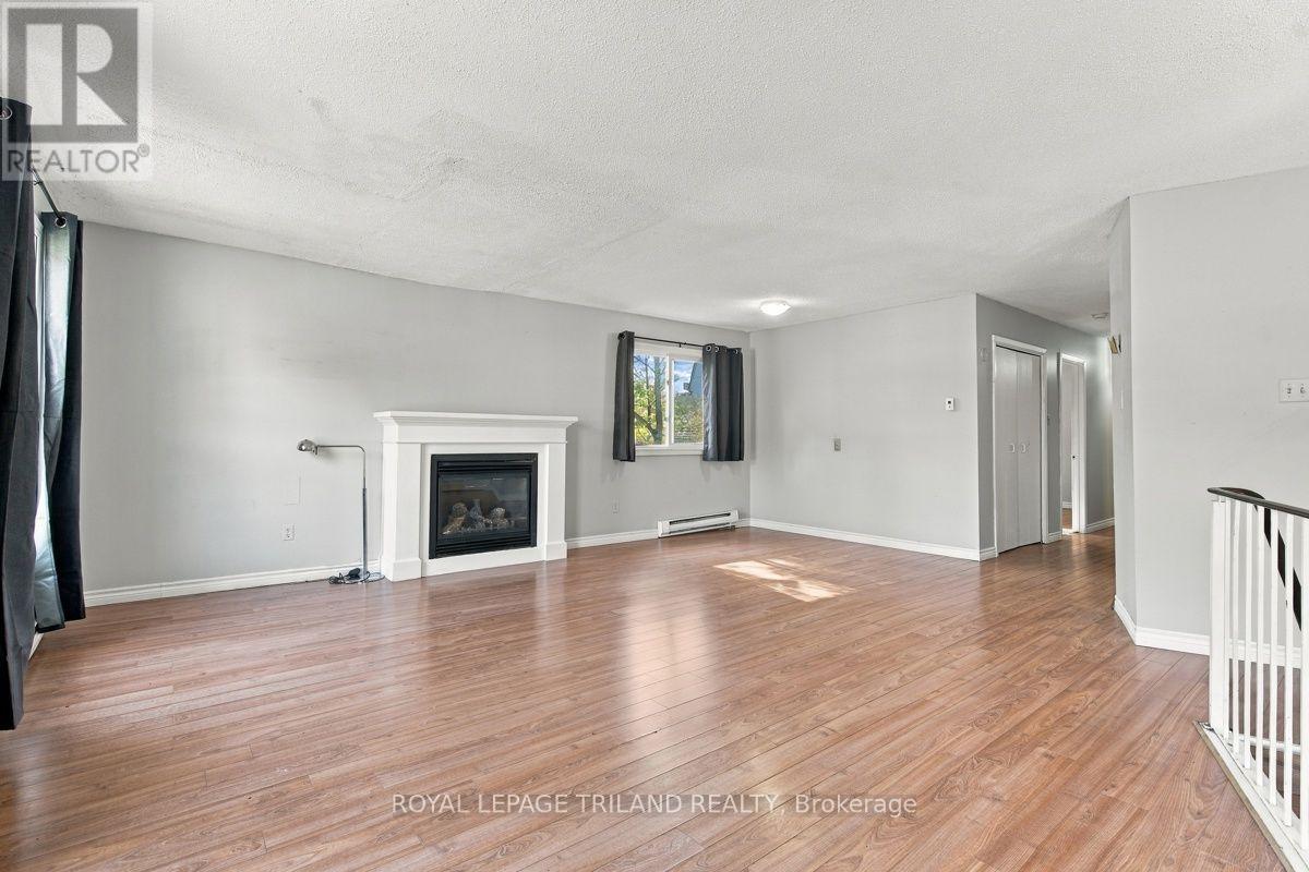54 GUNN STREET, London North (North N) — photo 9