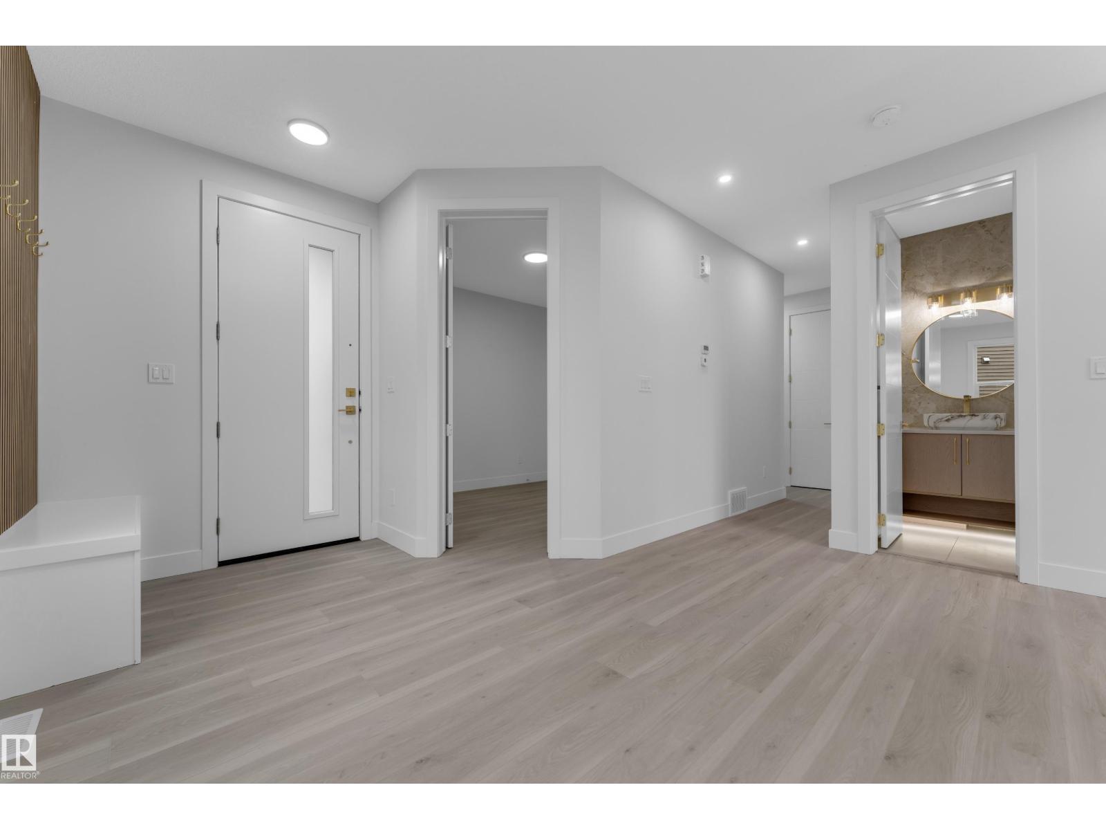732 31 Street SW, Edmonton — photo 4