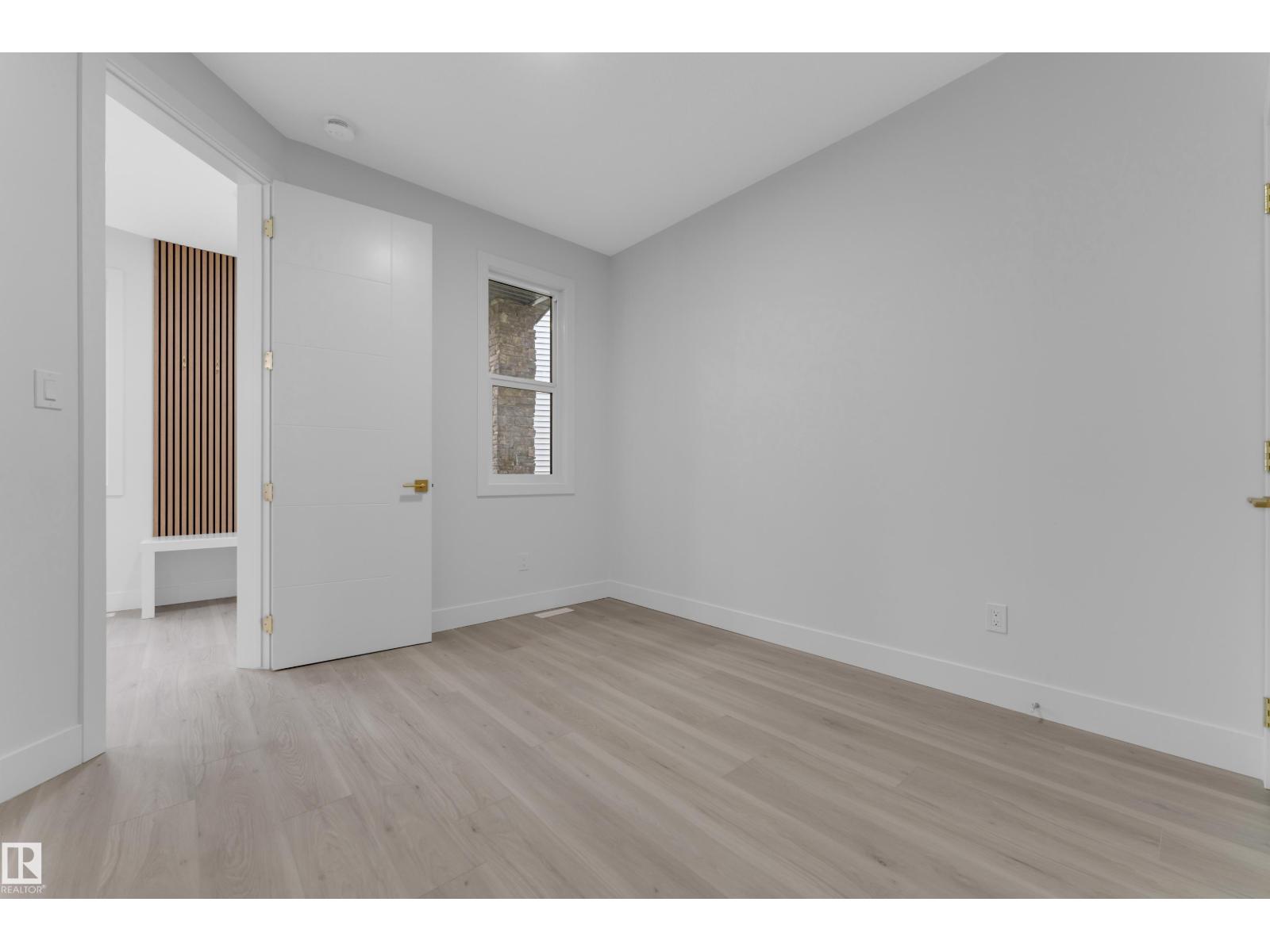 732 31 Street SW, Edmonton — photo 7