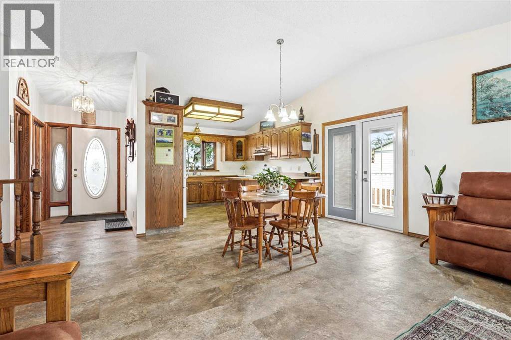 526 6 Street S, Picture Butte — photo 9