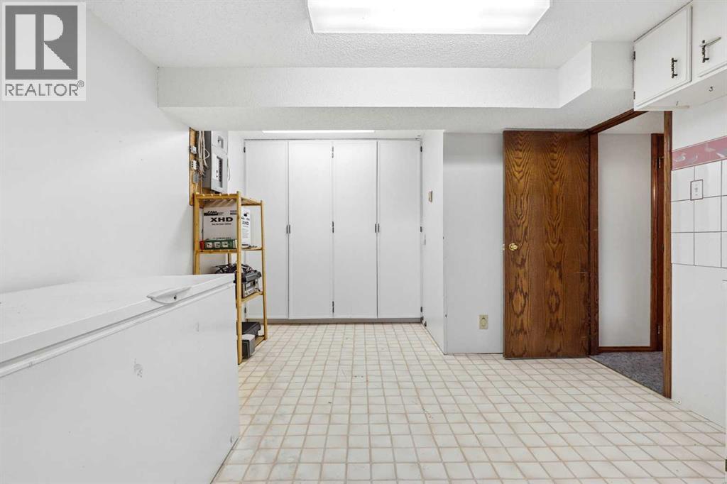 526 6 Street S, Picture Butte — photo 32
