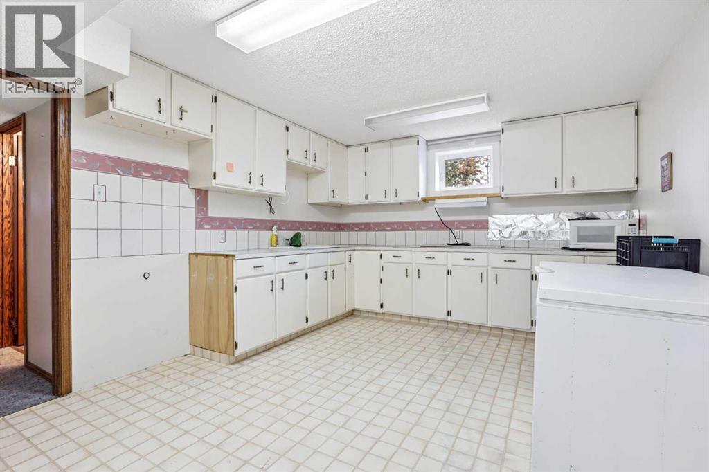 526 6 Street S, Picture Butte — photo 33